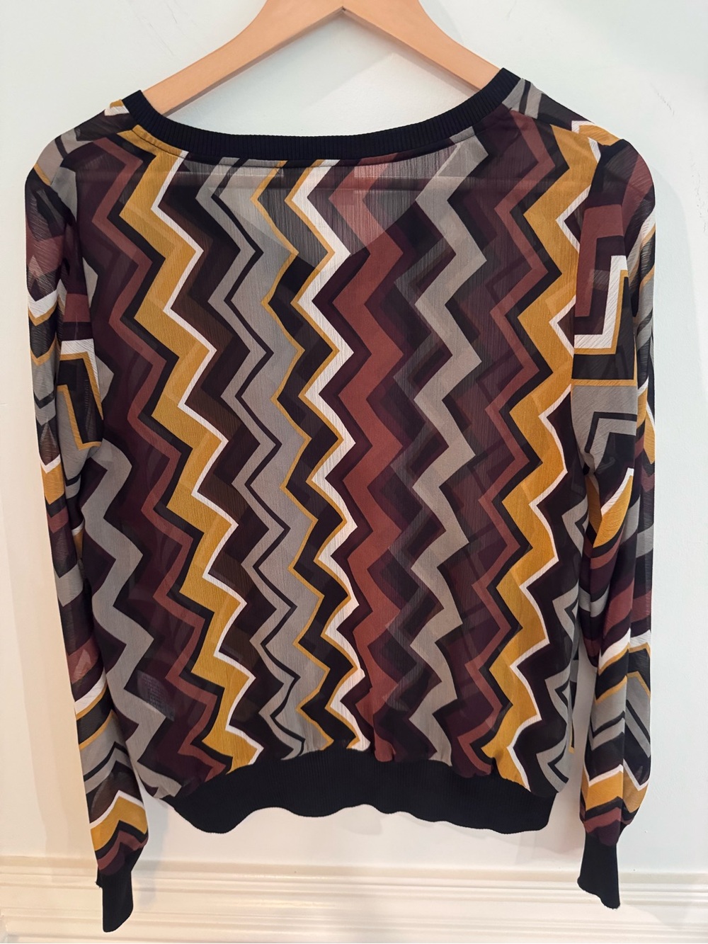 Missoni for target Zigzag V-Neck Sheer Knit Top in Mustard, Brown & Gray - Picture 3 of 3